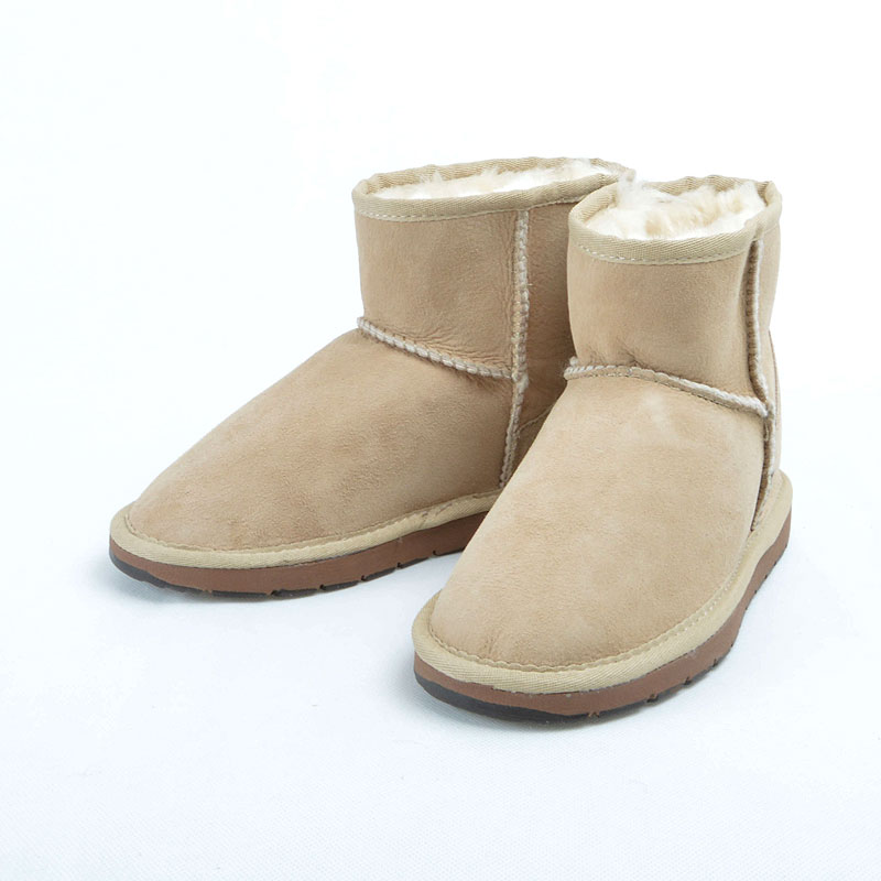 ugg sand mini